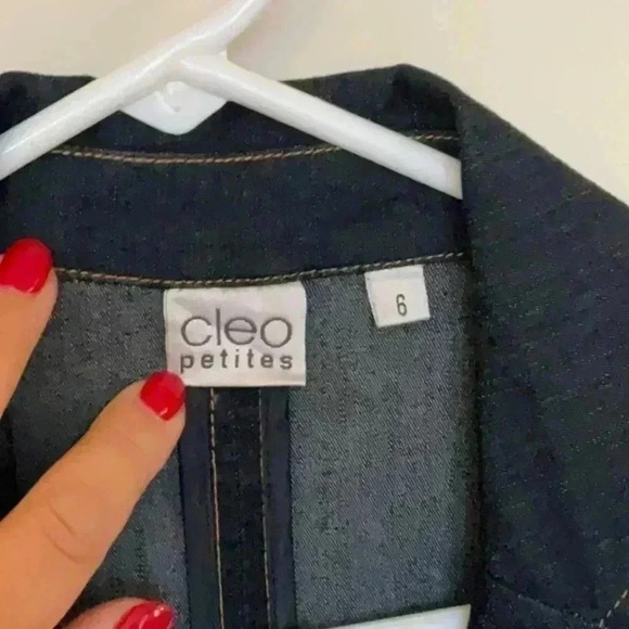 NWOT  Cleo Petites Dark Denim Blazer in Size 6 - Picture 2 of 7